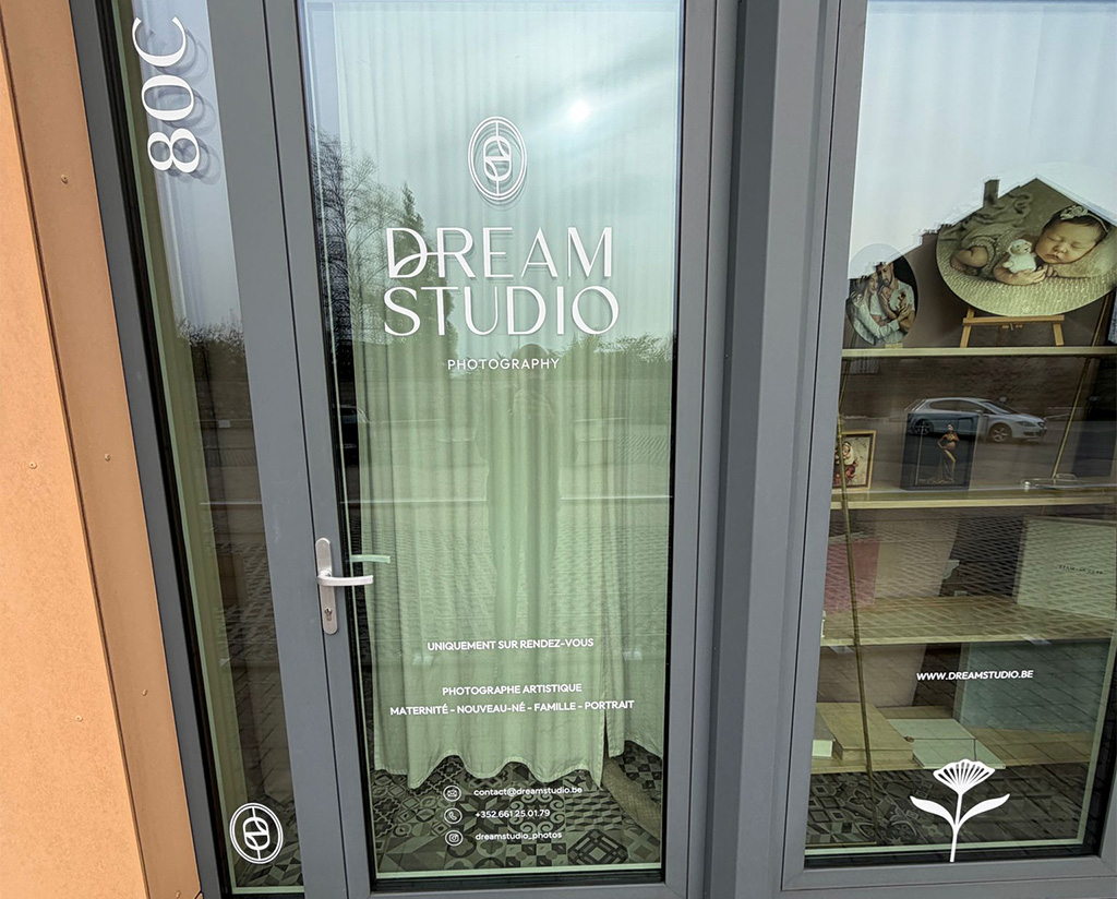Lettrage vitrine commerce Arlon