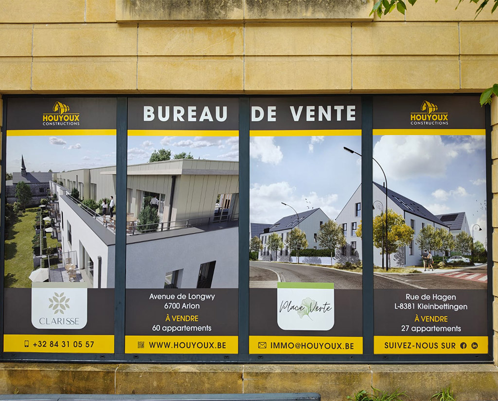 impression-grand-format-vinyles-monomère-petit-prix-wiltz-01 Impression grand format - vinyle monomère petit prix - habillage vitrine pour notre client à Wiltz
